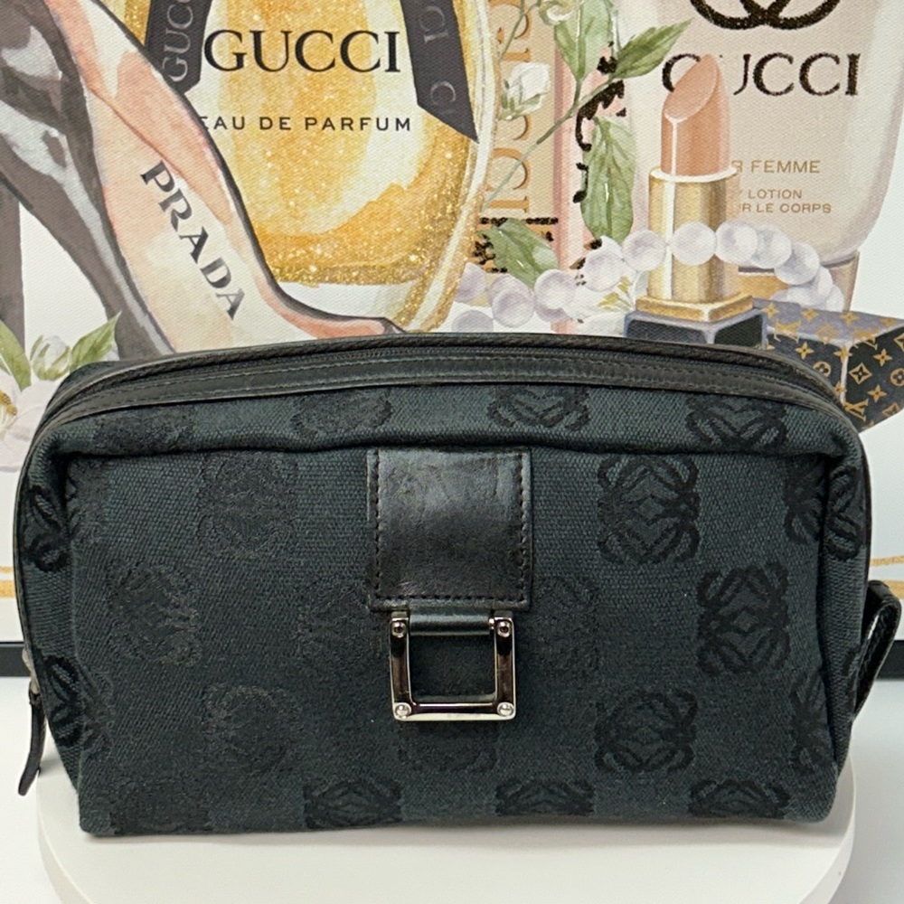 LOEWE Anagram Large Pouch Bag 😍🔥